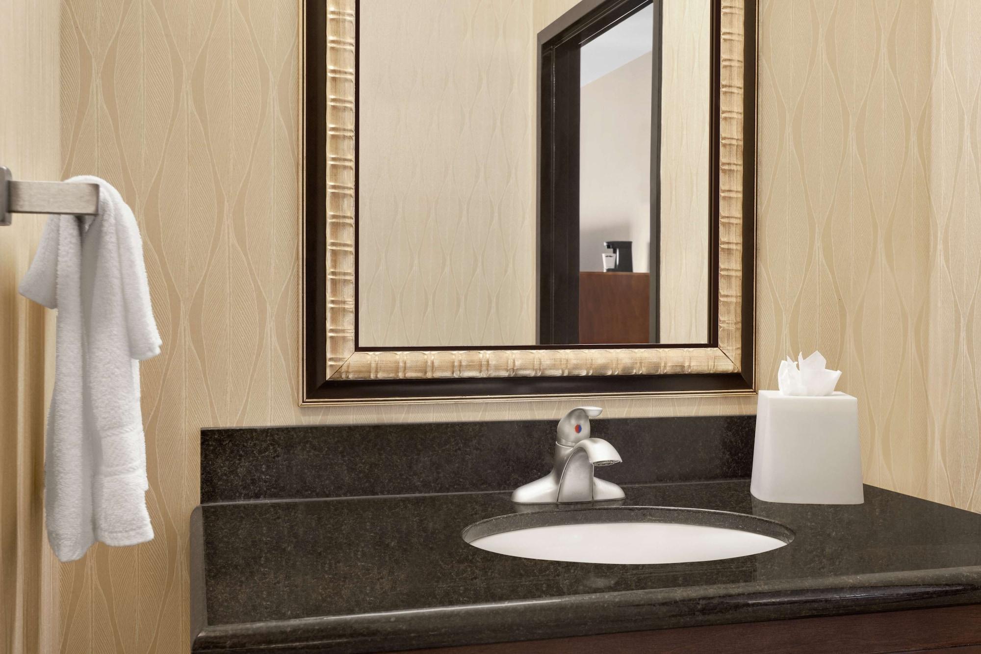 Hampton Inn Sulphur Springs Bagian luar foto