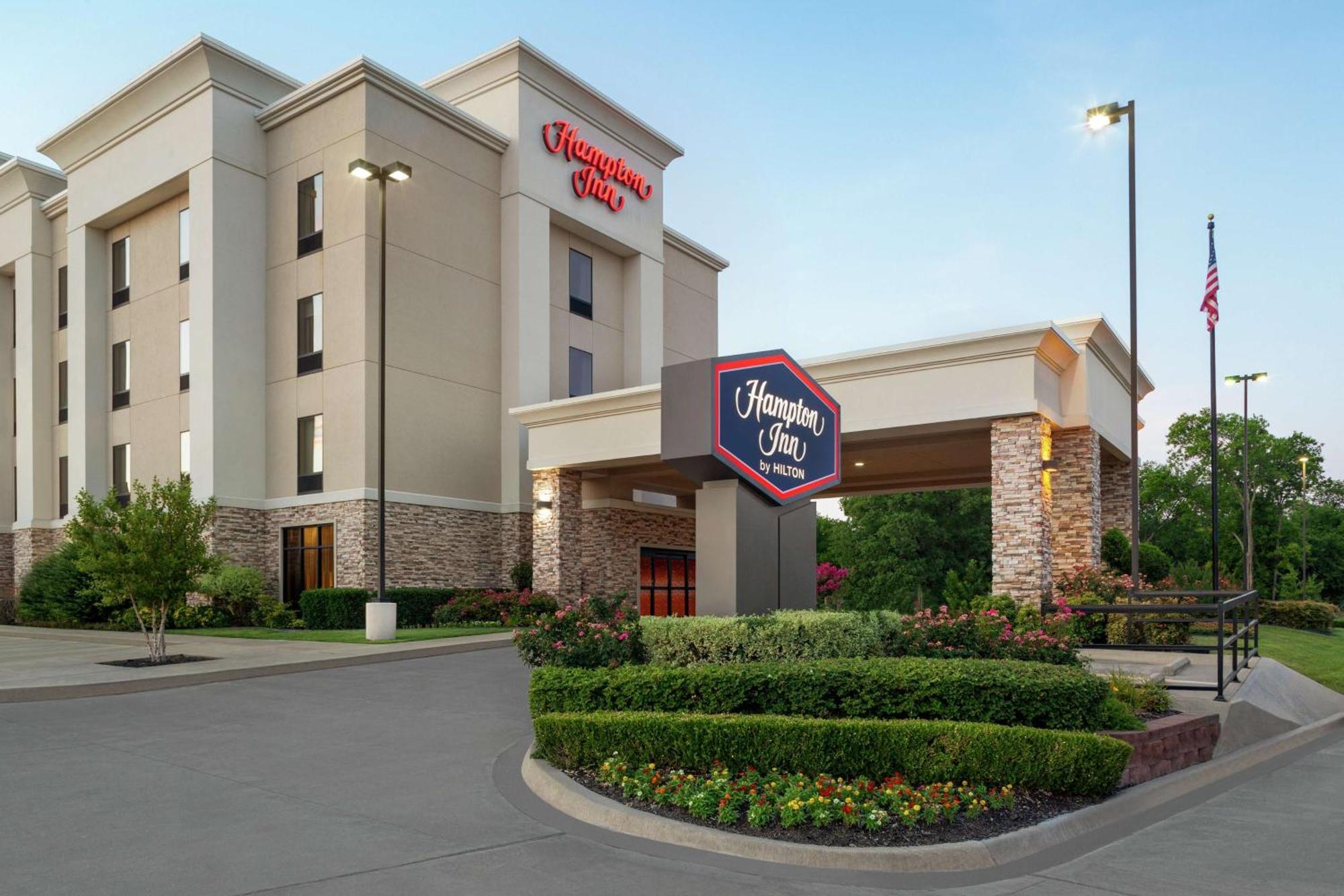 Hampton Inn Sulphur Springs Bagian luar foto